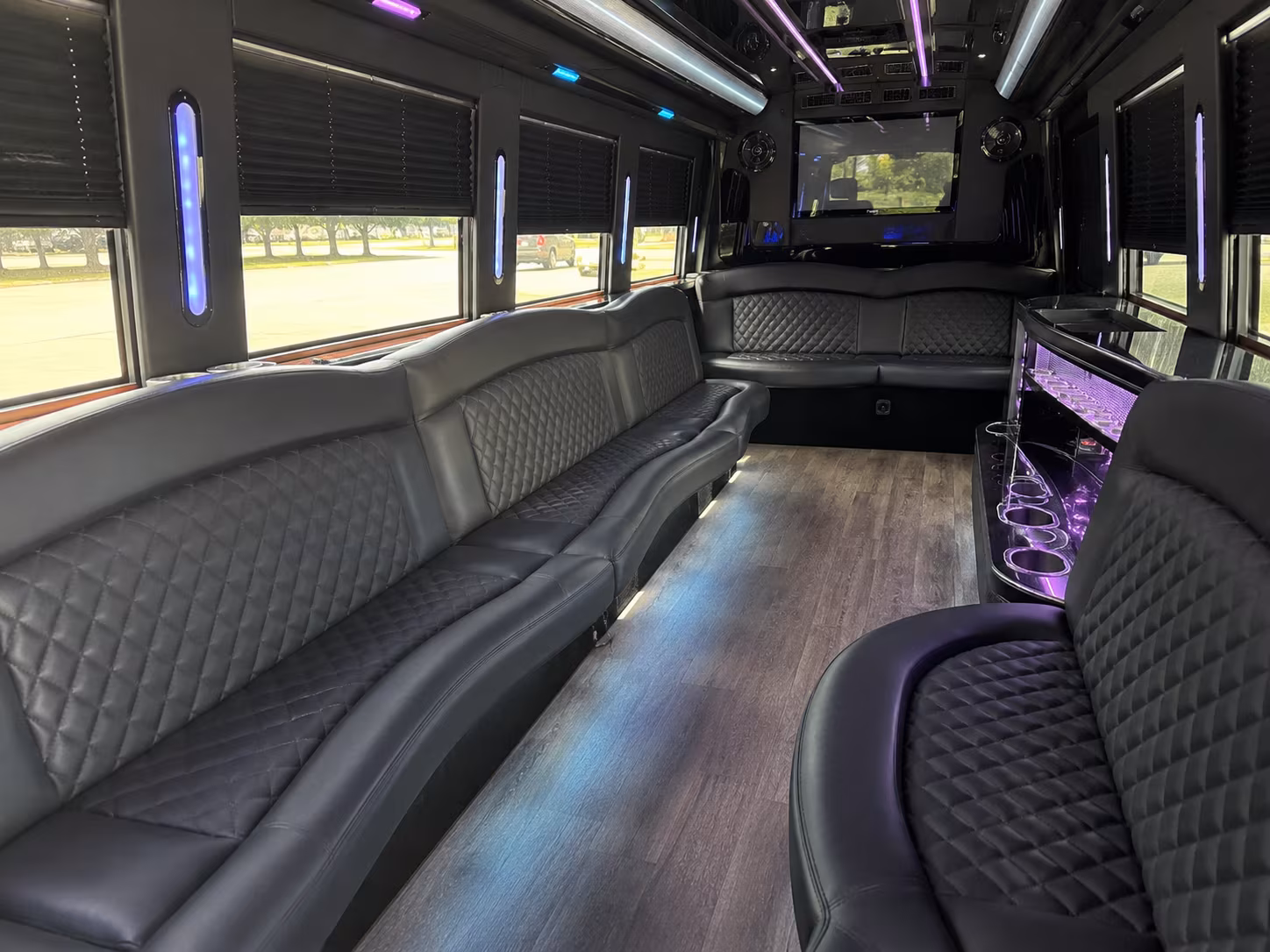 we help you compare party buses and charter buses for south florida concert nights